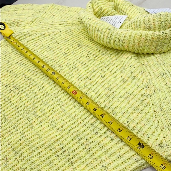 Free People Leo Tunic Sweater Zested Lime SAMPLE - Picture 10 of 16